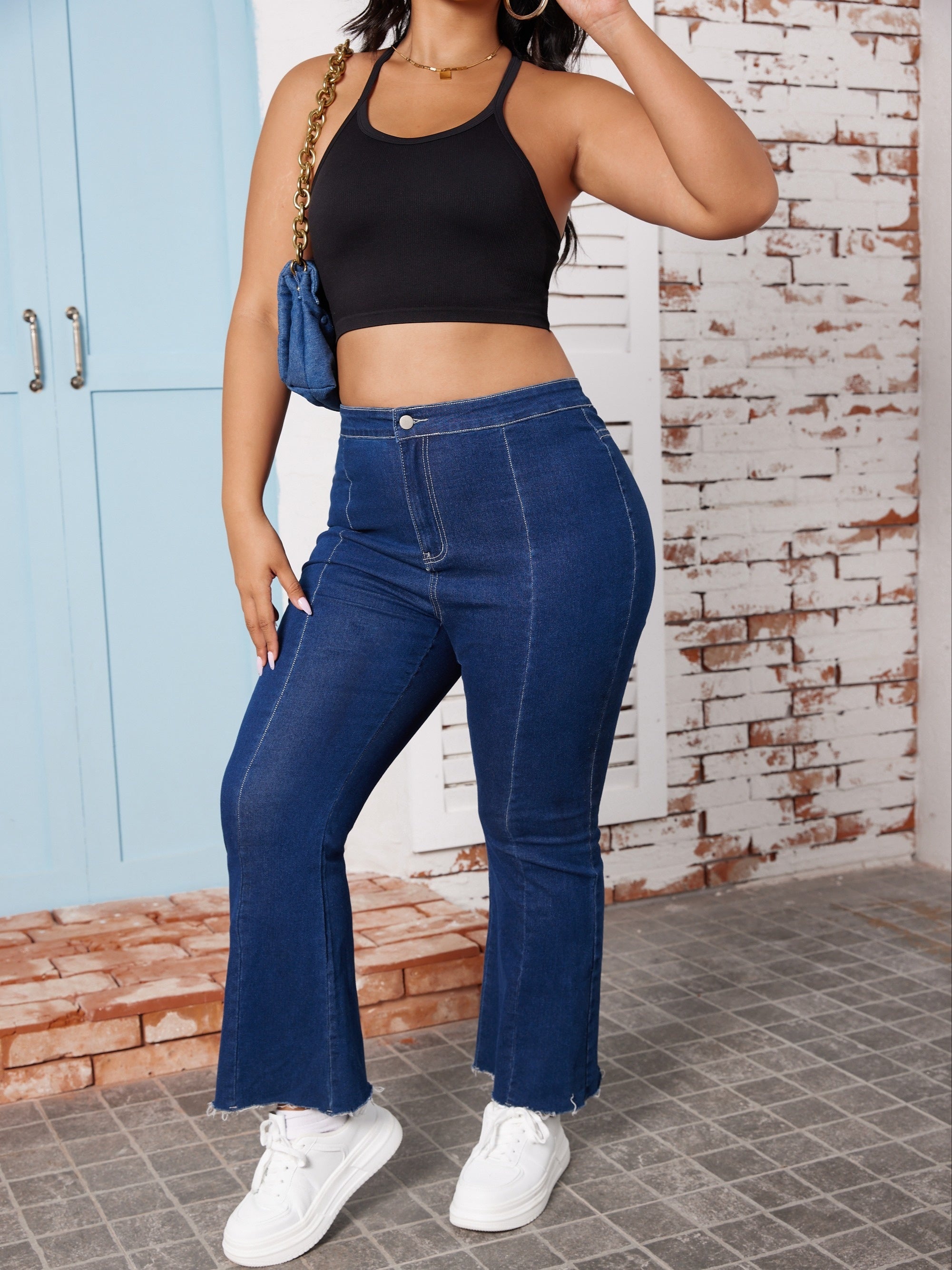 Women's Plus High Rise Flared Leg Jeans