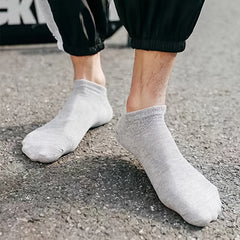 10 Pairs Men's Cotton Crew Socks for Sports