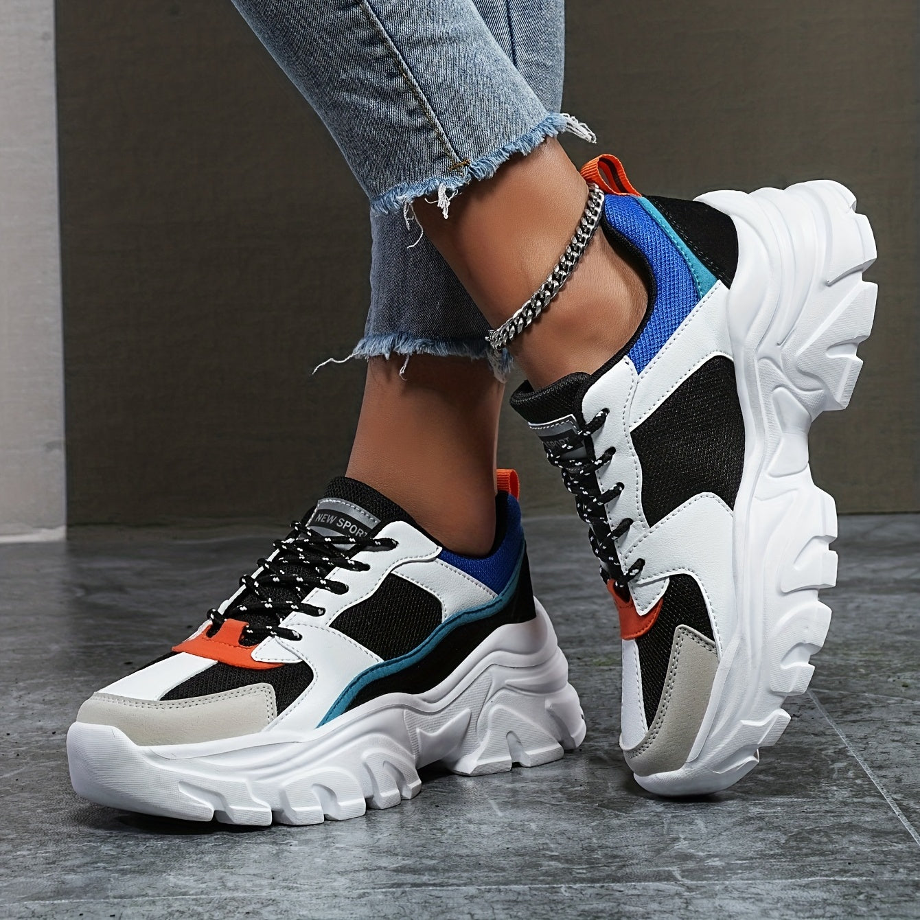 Women's Versatile Platform Chunky Sneakers Non Slip Lace Up Running Shoes