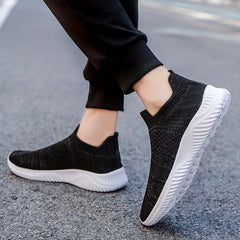 Men's Slip on Sneakers Lightweight Breathable Shoes