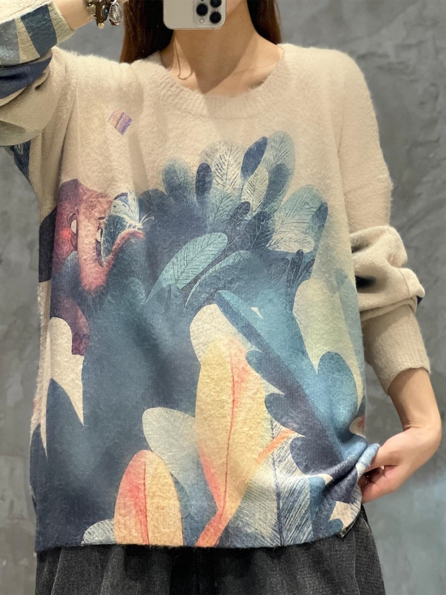 Women's Leaf Print Long Sleeve Sweater