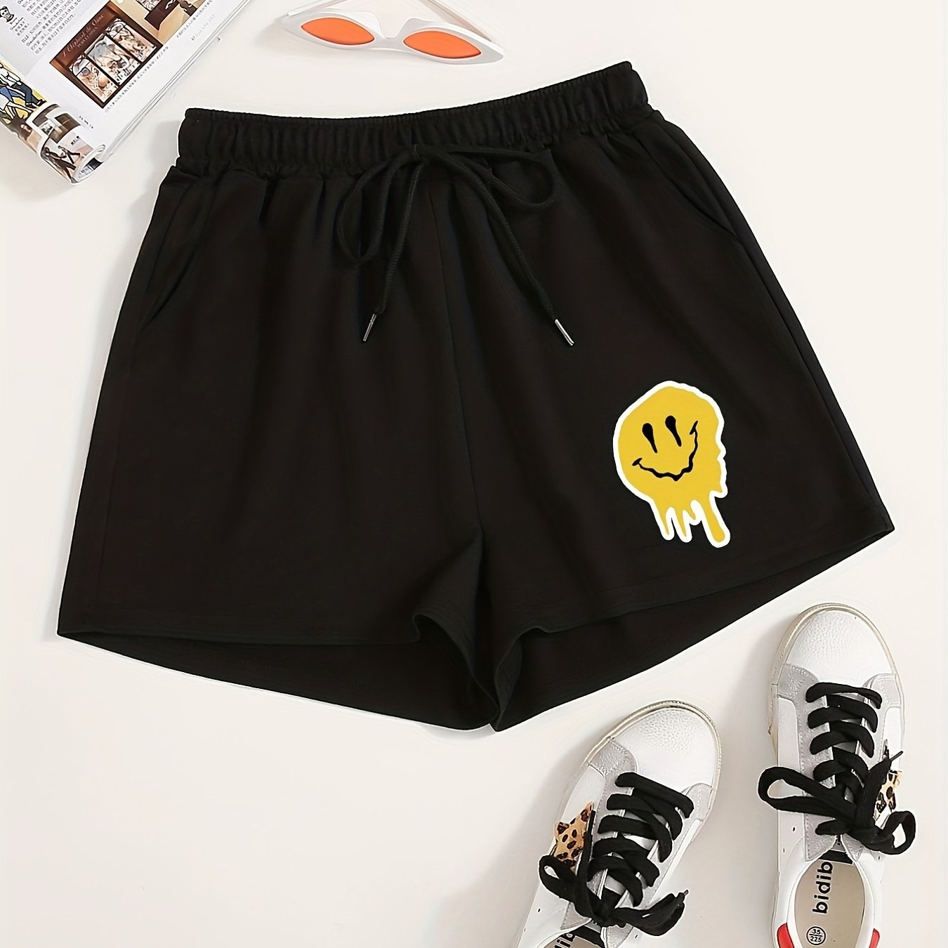 Smile Face Print Hotpants Yoga Drawstring Waist Shorts