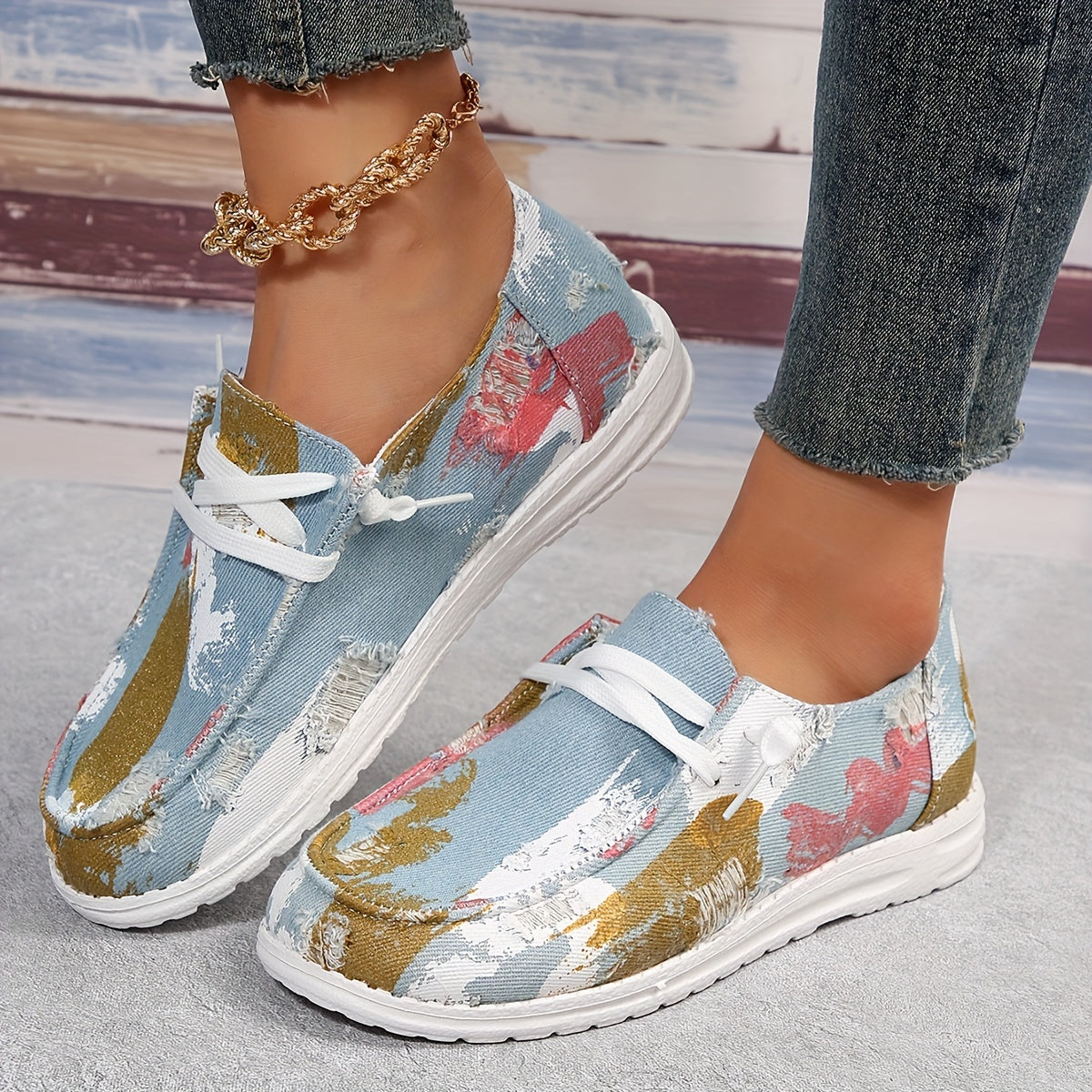Women's Ripped Canvas Shoes Lace Up Low Top Sneakers