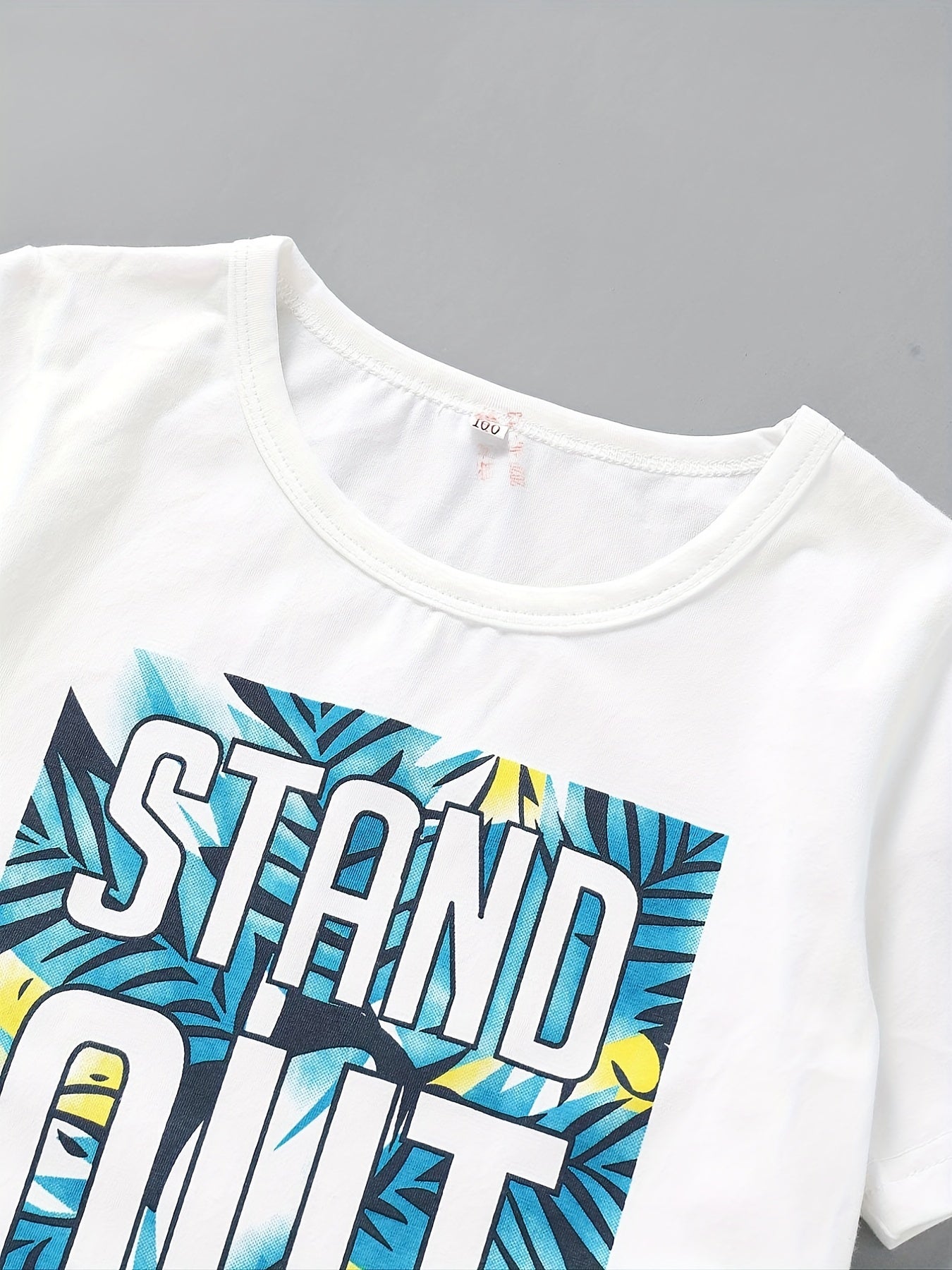 Boys Tropical Leaf & STAND OUT Graphic Print T-shirt & Shorts Set