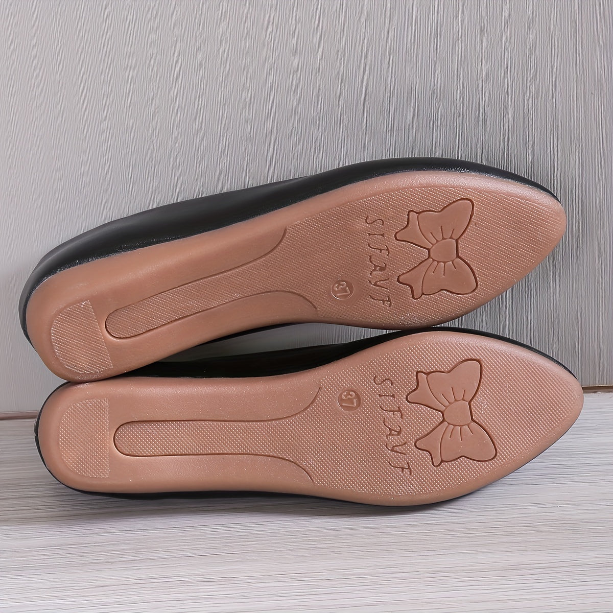Women's Pointed Toe Ballet Flats Soft Slip-On Shoes