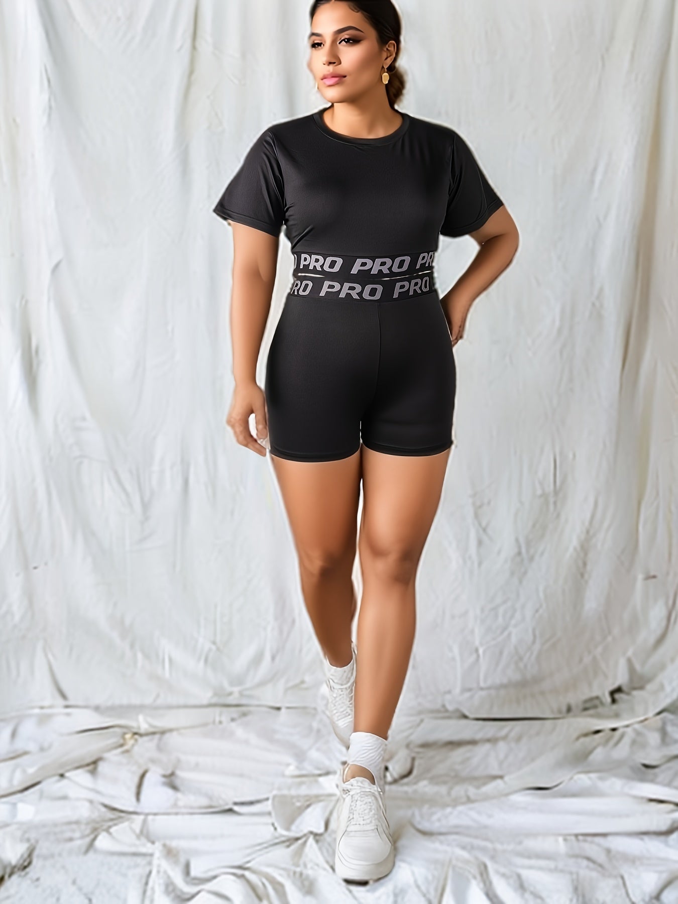 Letter Tape Crop Top & Shorts Sports Set