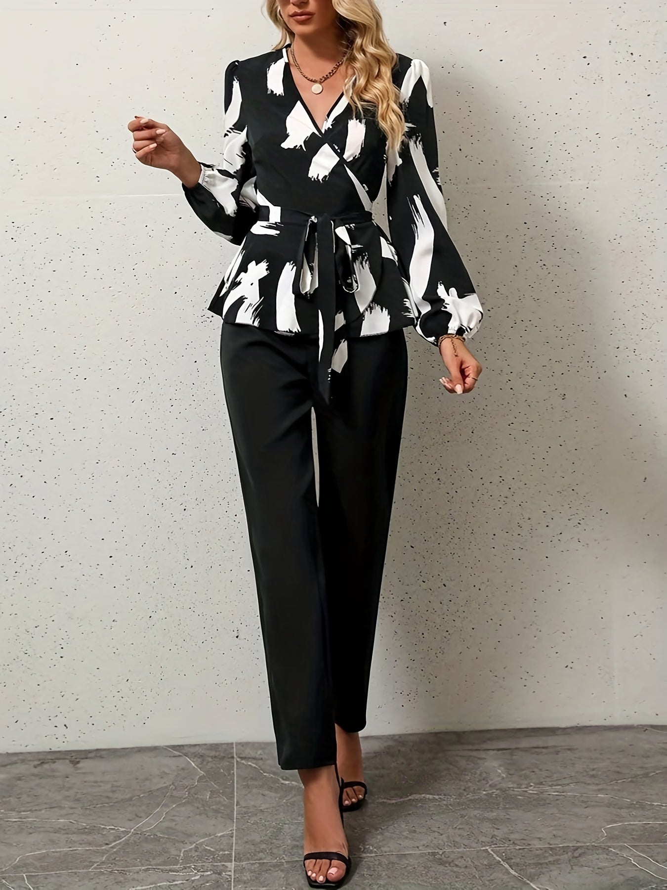Plus Brush Print Lantern Sleeve Surplice Neck Belted Top & Pants Outfits