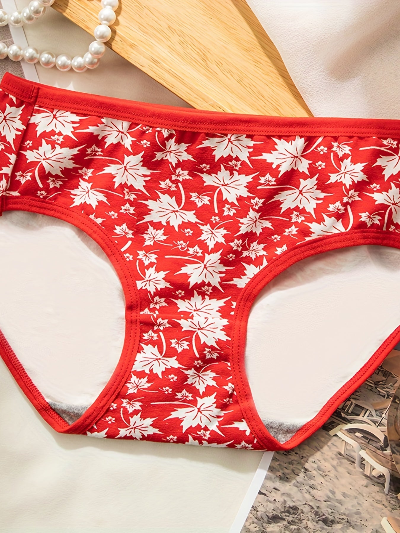 Maple Leaf Print Red Briefs Comfy Stretchy Intimates Panties Women's Lingerie