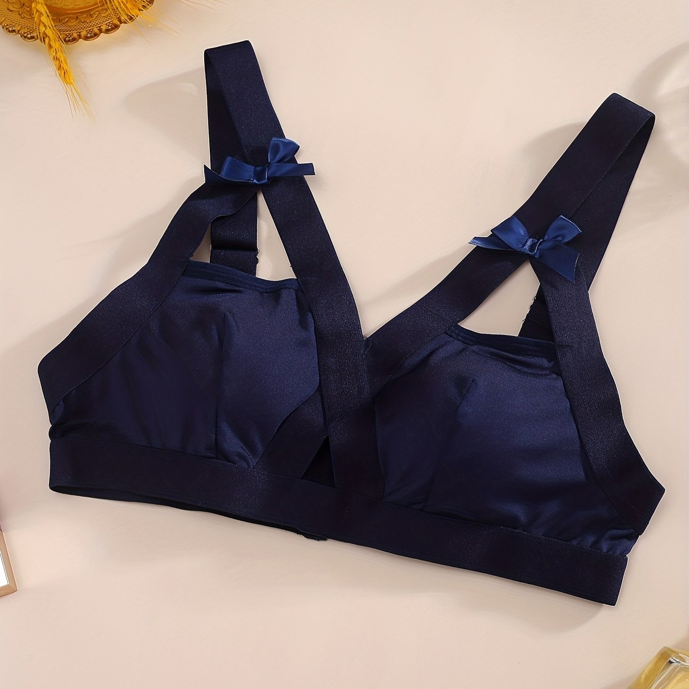 Cross Cut Out Bow Knot Sporty Bra