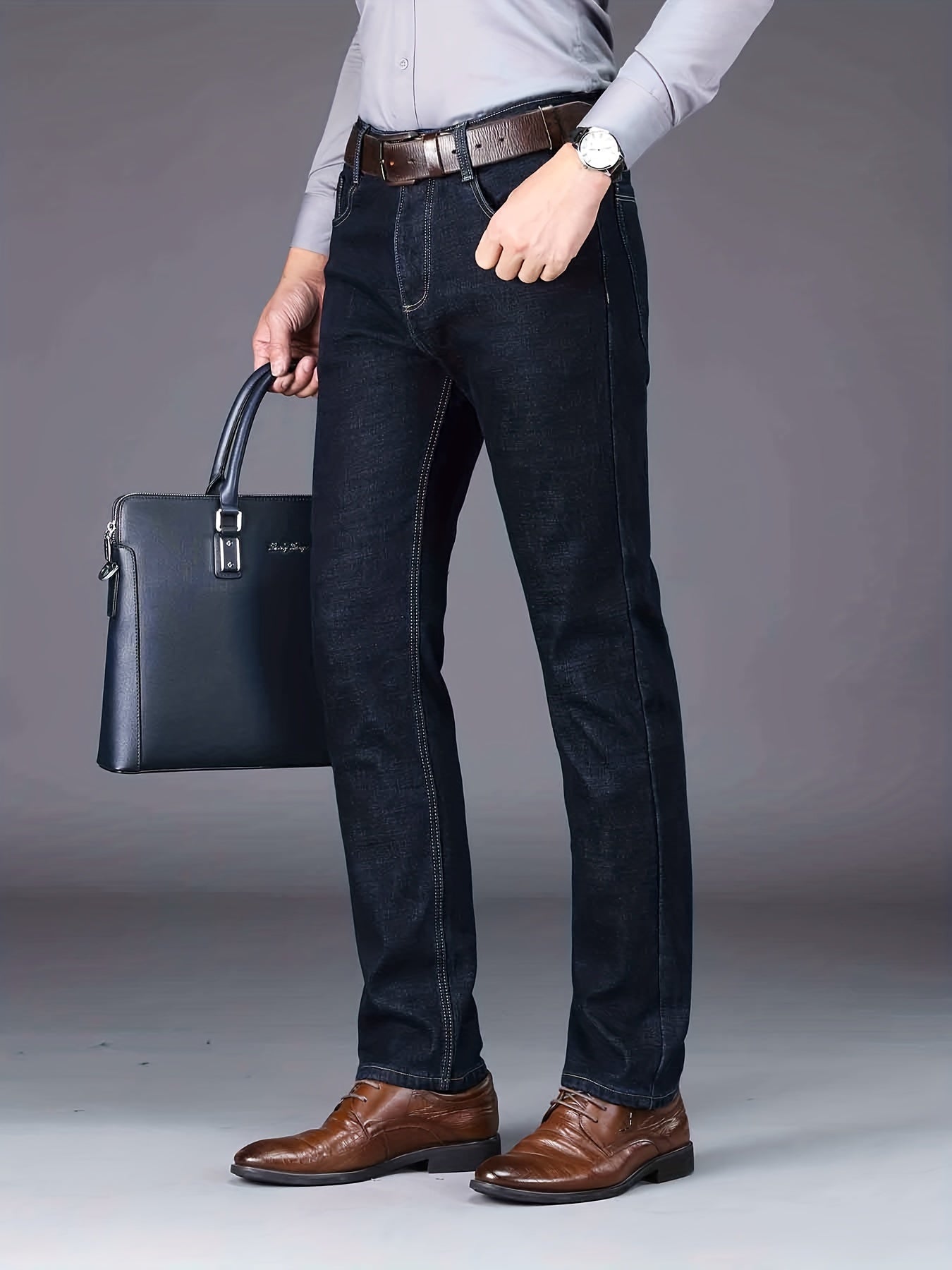 Men's Straight Leg Stretch Jeans with Pockets