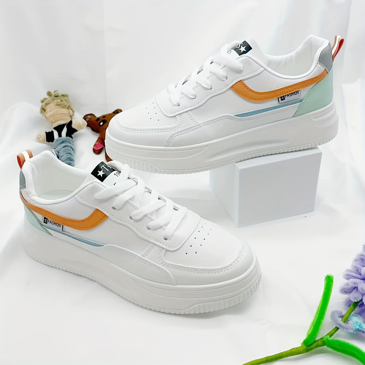 Women's Lace Up Board Shoes Lightweight Casual Sports Shoes
