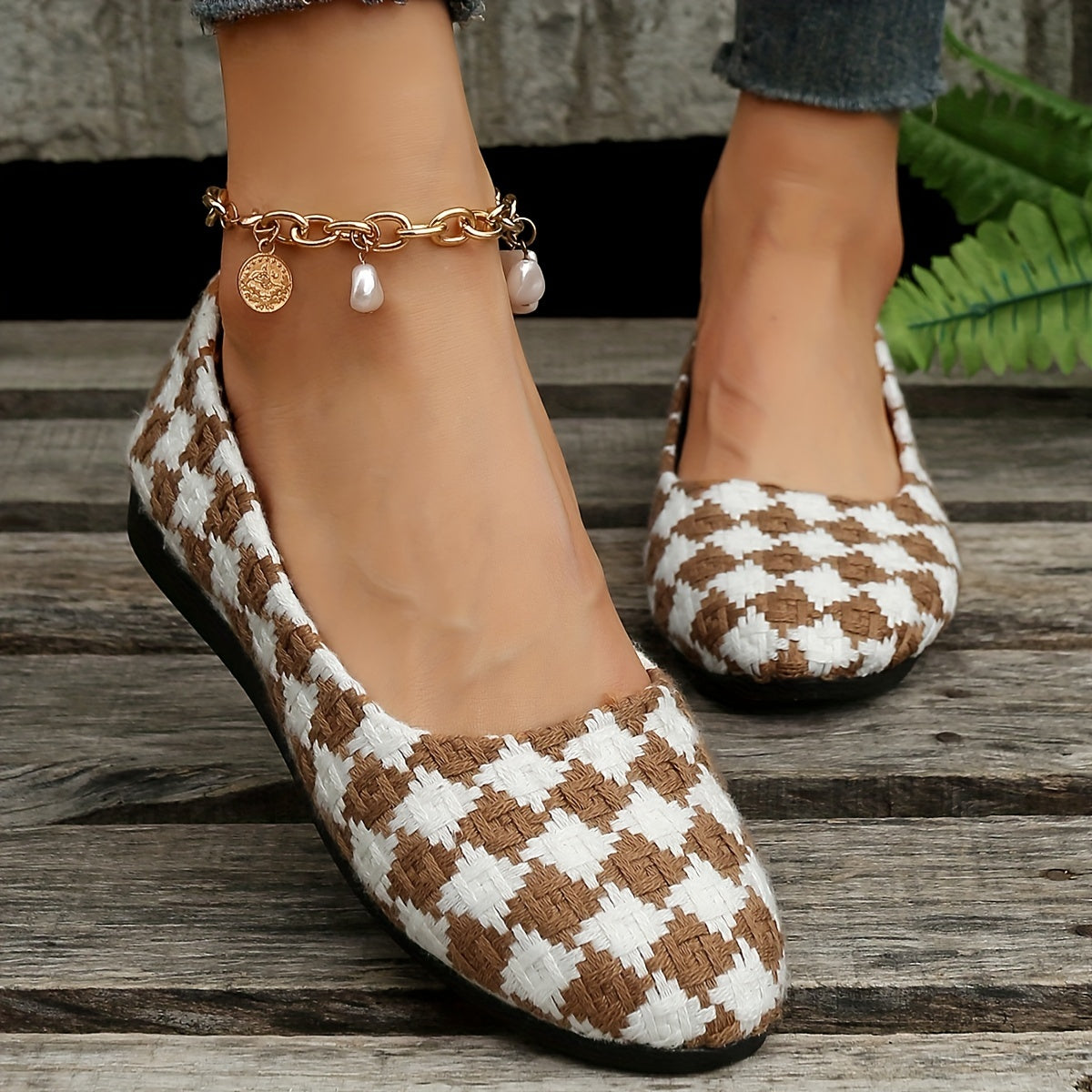 Women's Braided Checker Flats Soft Sole Slip On Shoes