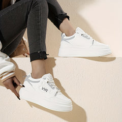 Women's Letter Graphic Lace up Skate Shoes Casual Sneakers