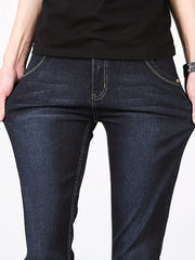 Men's Classic Regular Fit Distressed Jeans