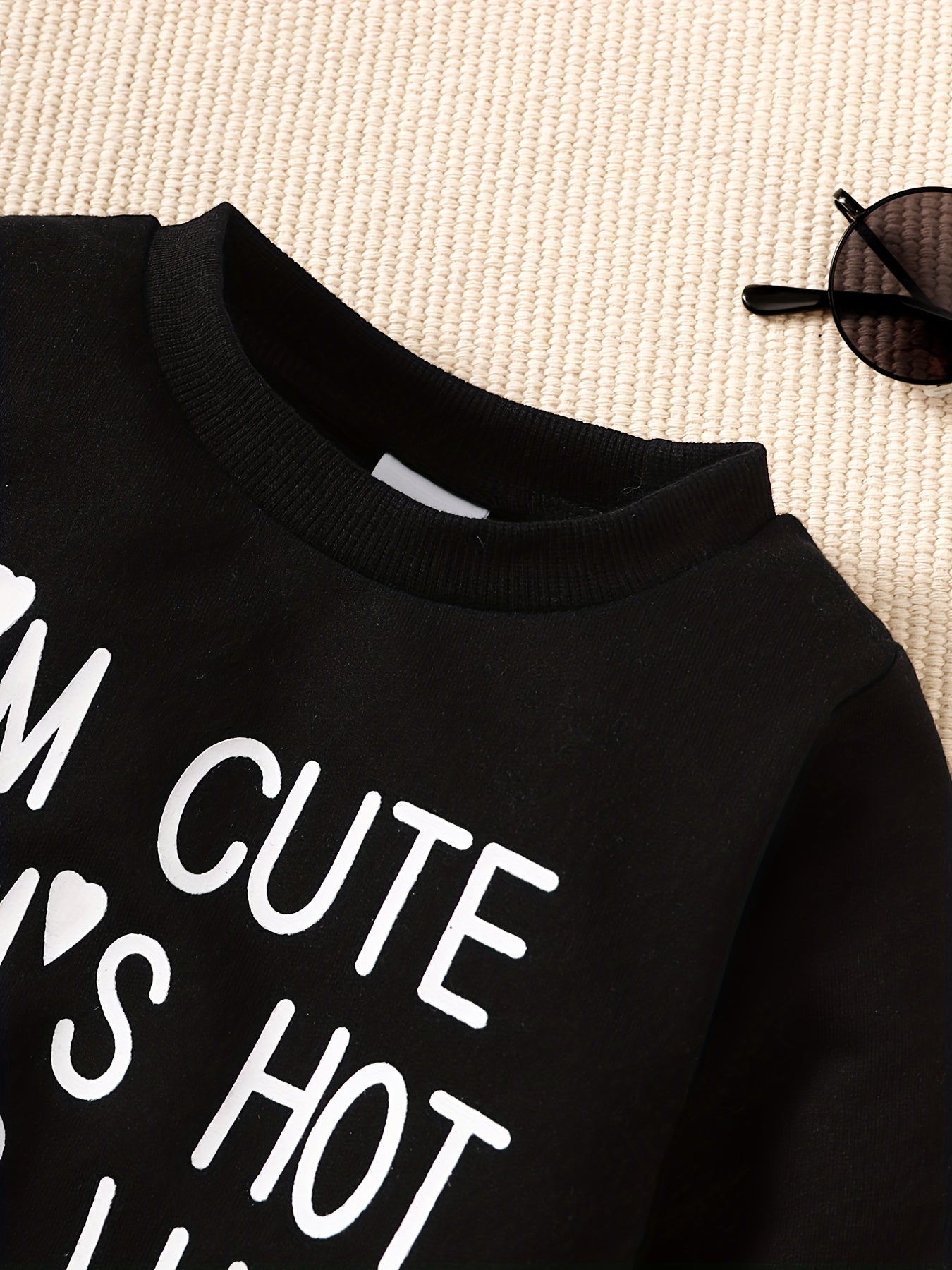 Kids Sweatshirt I'M MOM'S HOT DAD'S LUCKY Thread Stitching Pullover Top