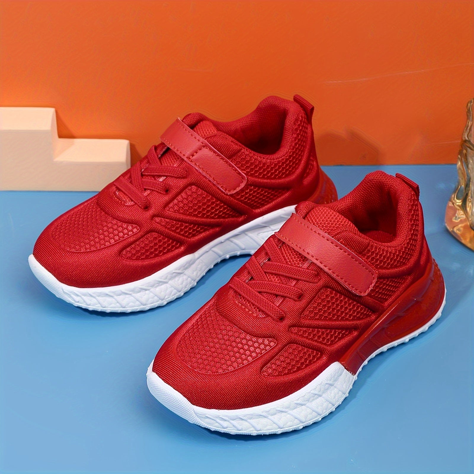 Girls Casual Low Top Sneakers Lightweight Sport Shoes for Running Tennis