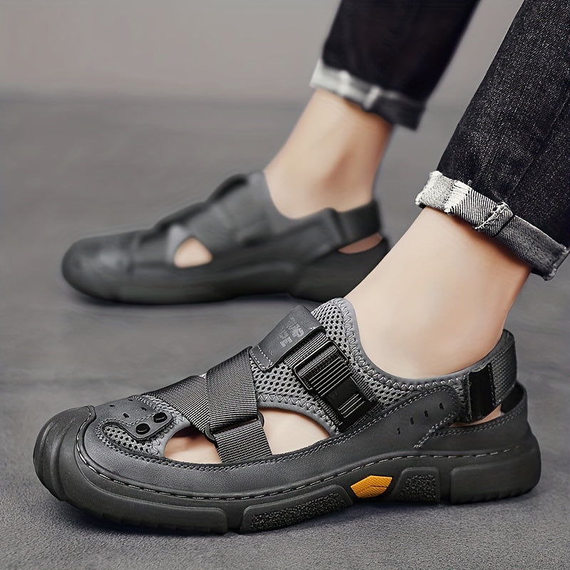 Men's Closed Toe Breathable Sandals Wear resistant Non Slip Beach Shoes Summer