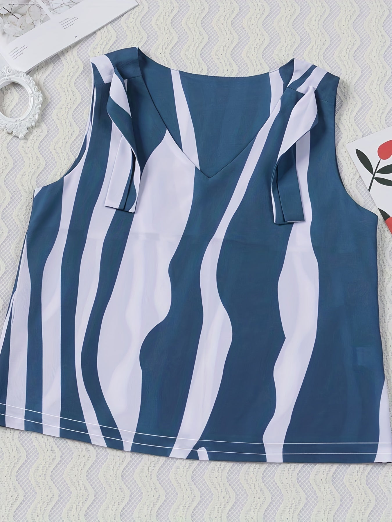 Stripe Print Knot Strap Tank Top
