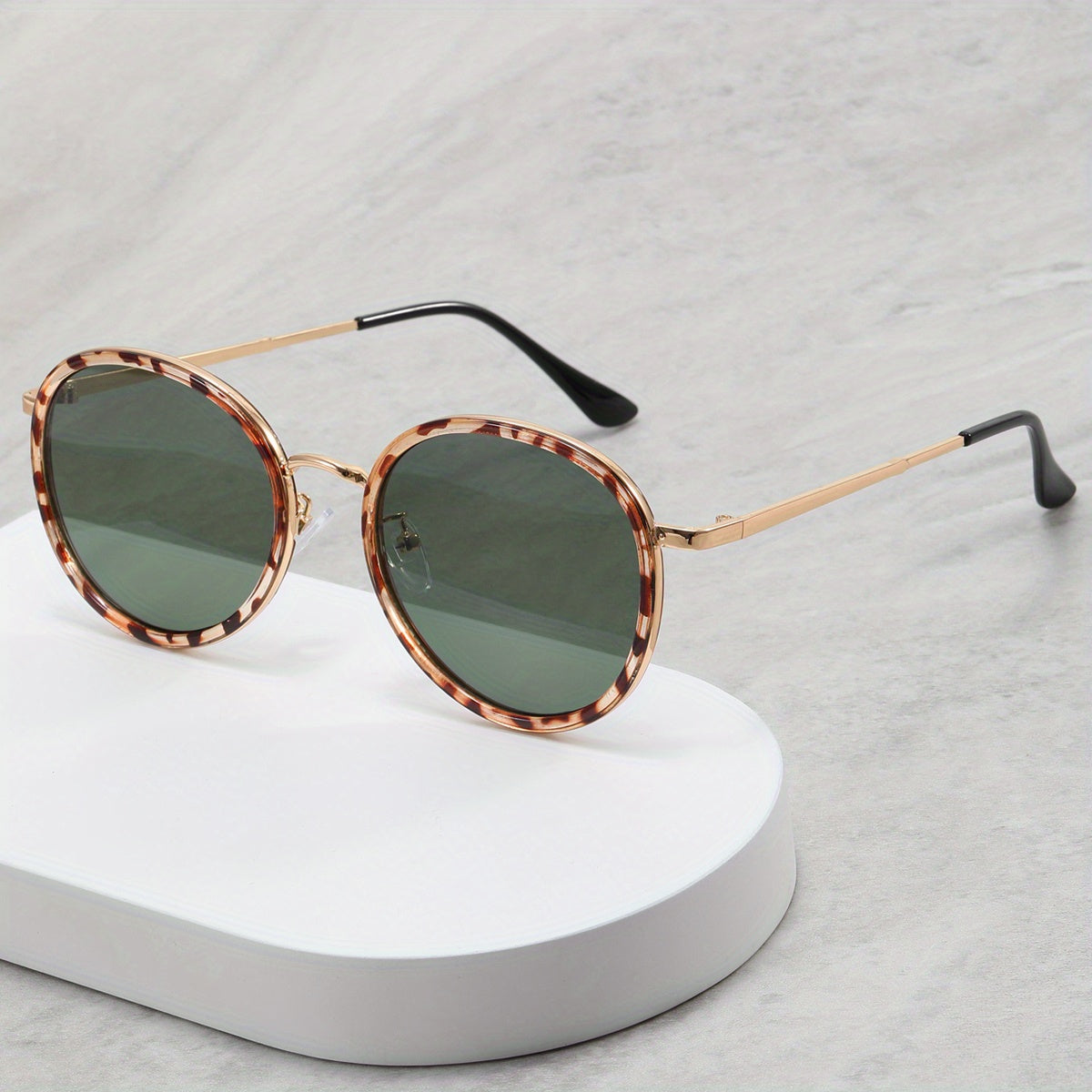 Men's Retro Round Frame Sunglasses for Outdoor Activities