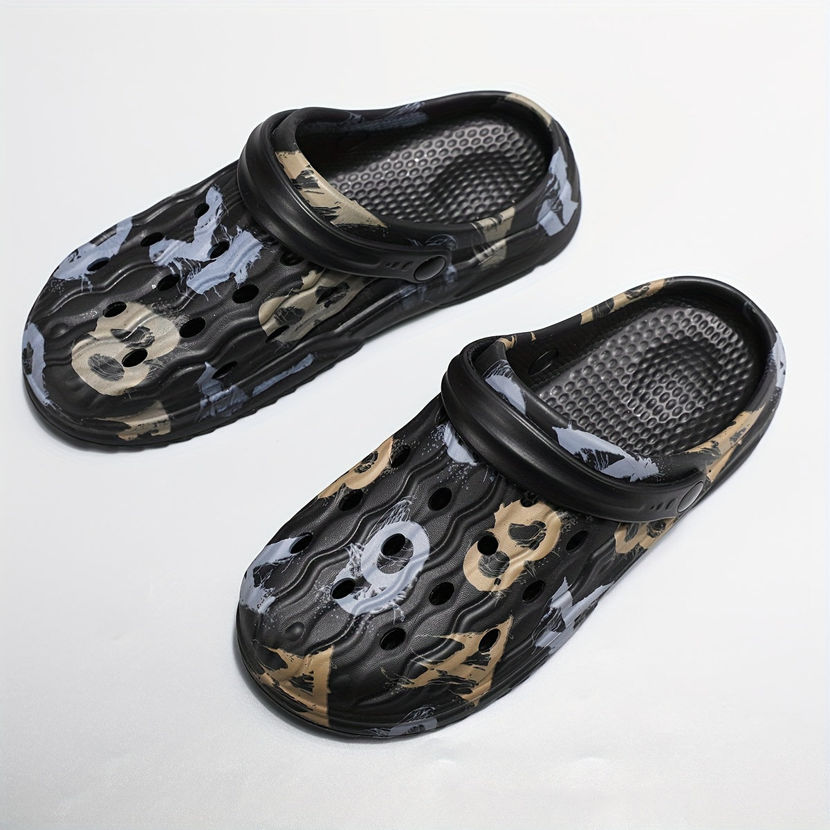 Women's Graffiti Clogs Hollow Out Garden Shoes Outdoor Shoes
