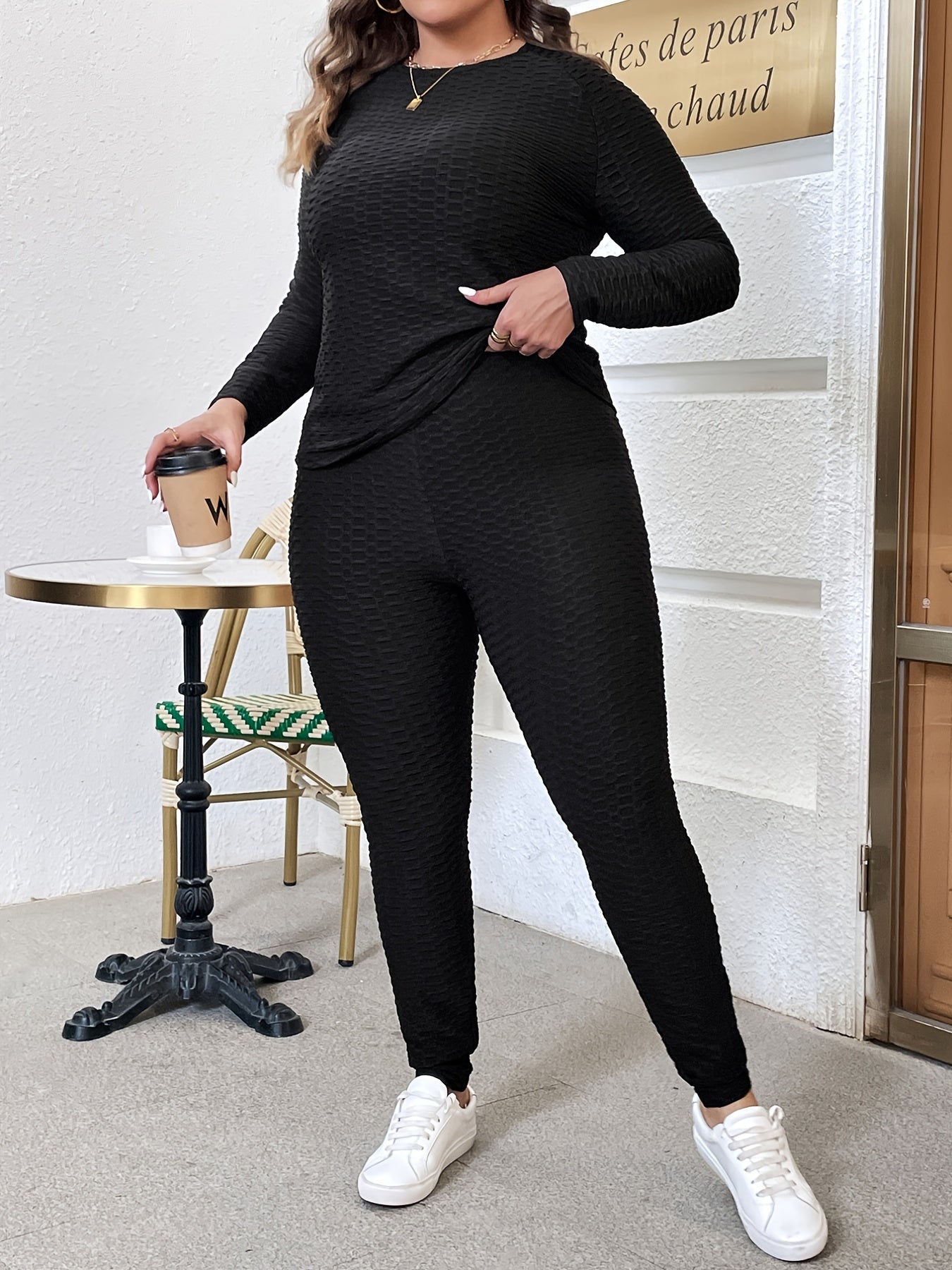 Women's Plus Solid Ribbed Long Sleeve Round Neck Top