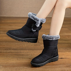 Women's Solid Snow Boots Fur Lined Winter Outdoor Boots