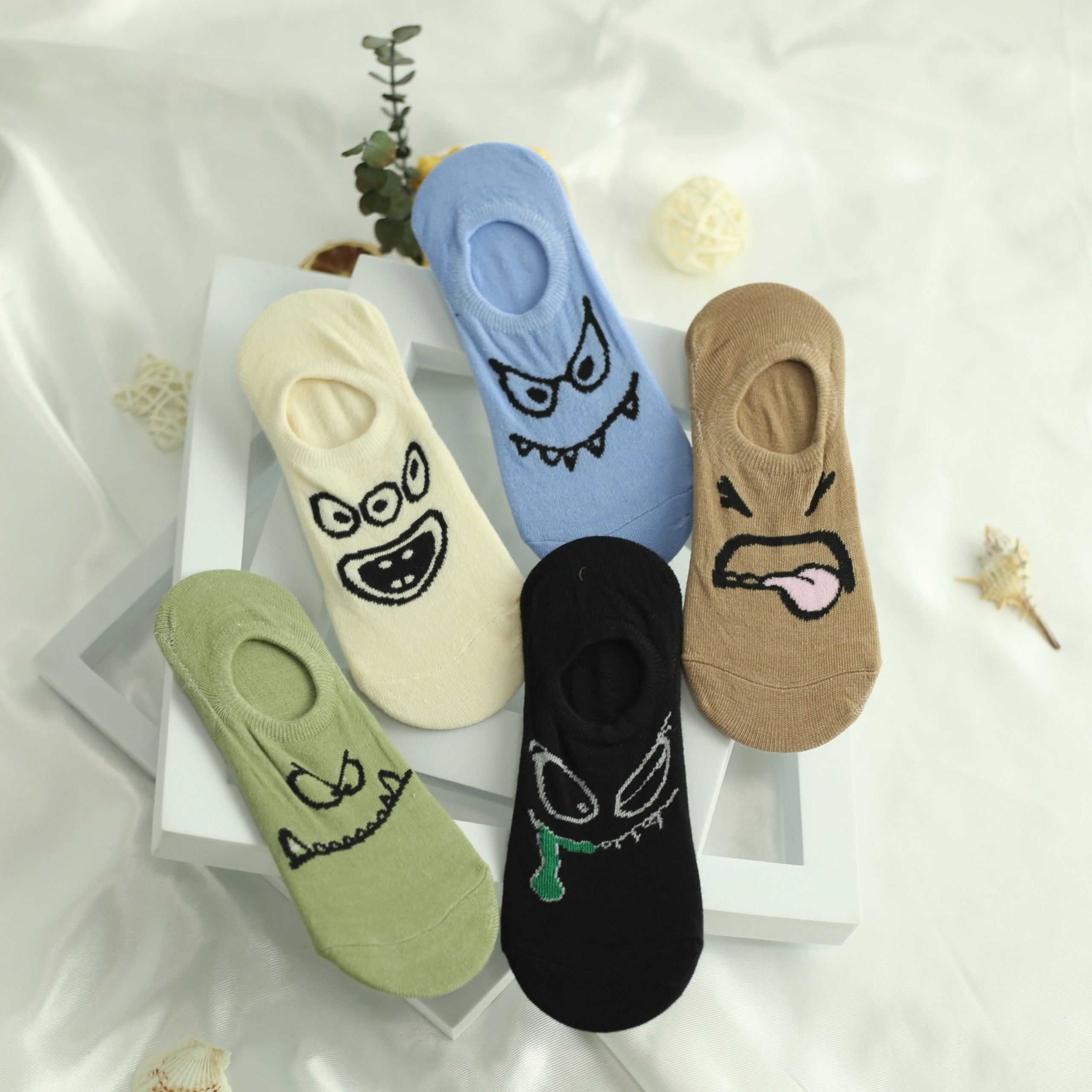 Men's Creative Pattern Liner Anklets Socks for Outdoor Wear