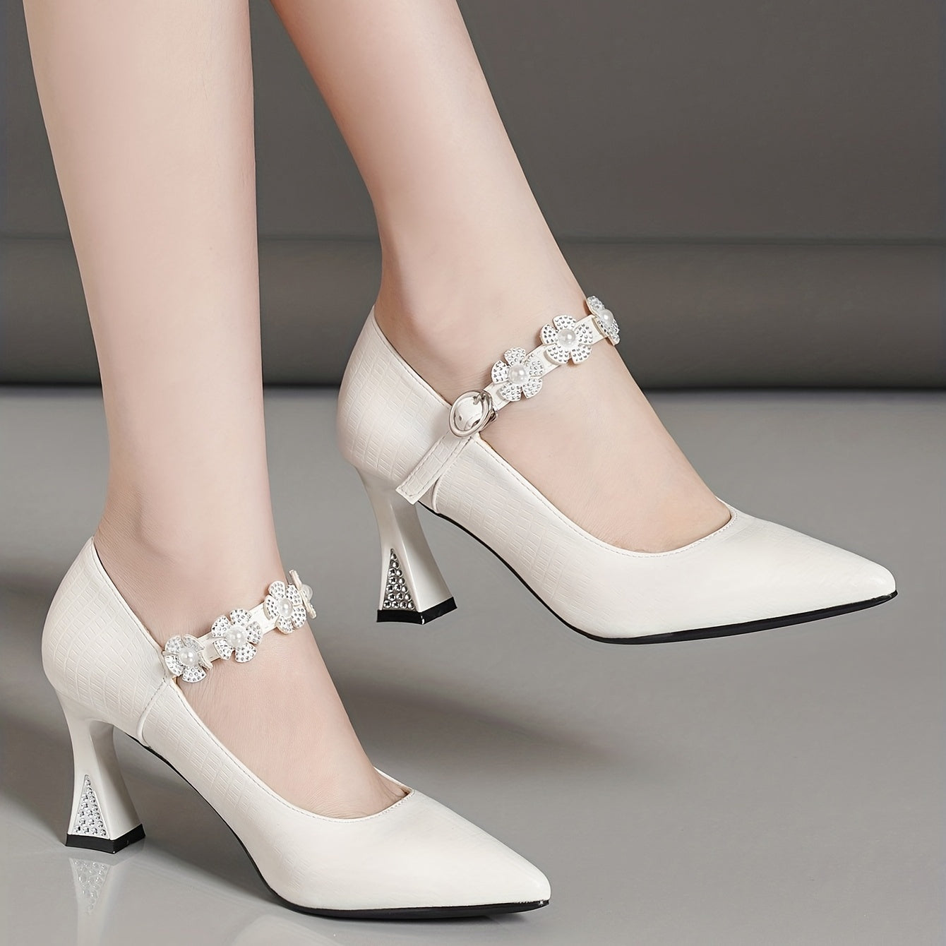 Rhinestone Flower Decor Chunky Heels Point Toe Dress Pumps