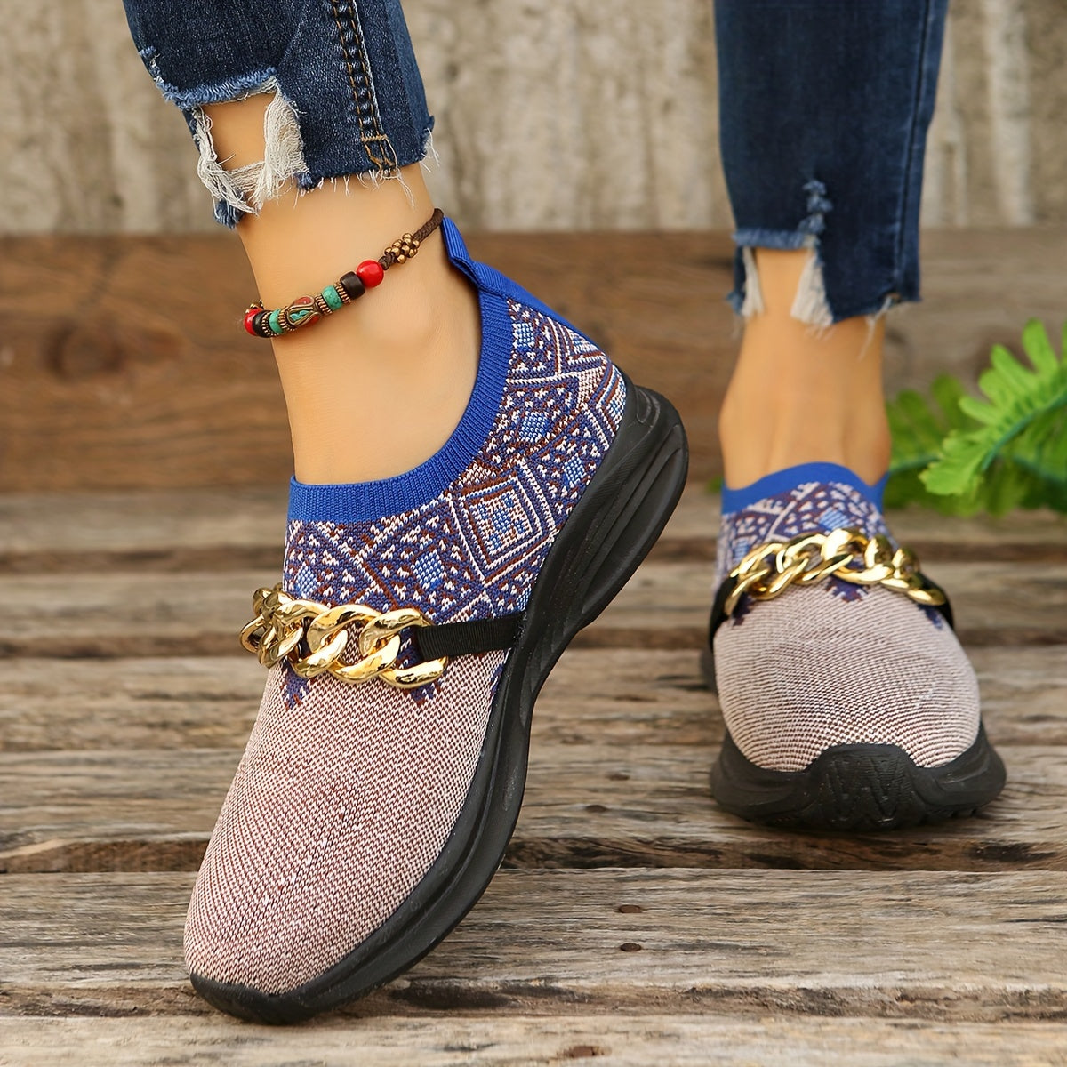 Women's Mesh Geometric Pattern Running Shoes Chain Matching Fashion Sole