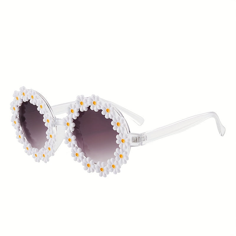 Daisy Round Frame Sunglasses Gradient Lens Clear Frame Glasses