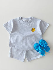 2pcs Smile Face Graphic Print T-shirt & Shorts Set for Baby Boys & Girls