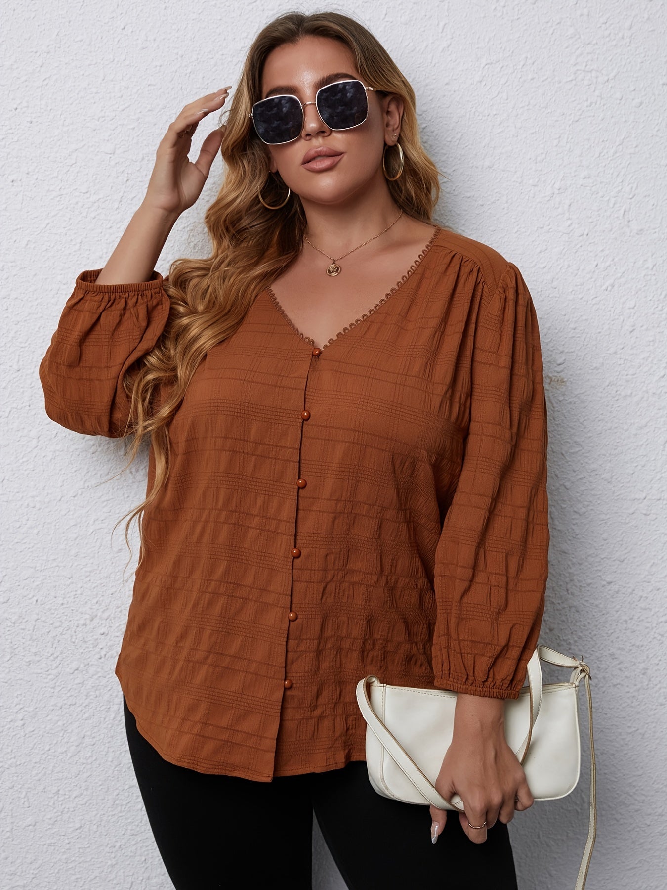 Women's Plus Size V-Neck Long Sleeve Shirt
