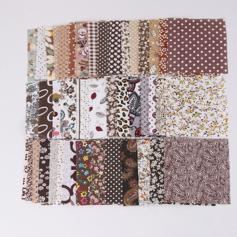 50pcs Mini Flower Print Fabric Patchwork 3.9x3.9in