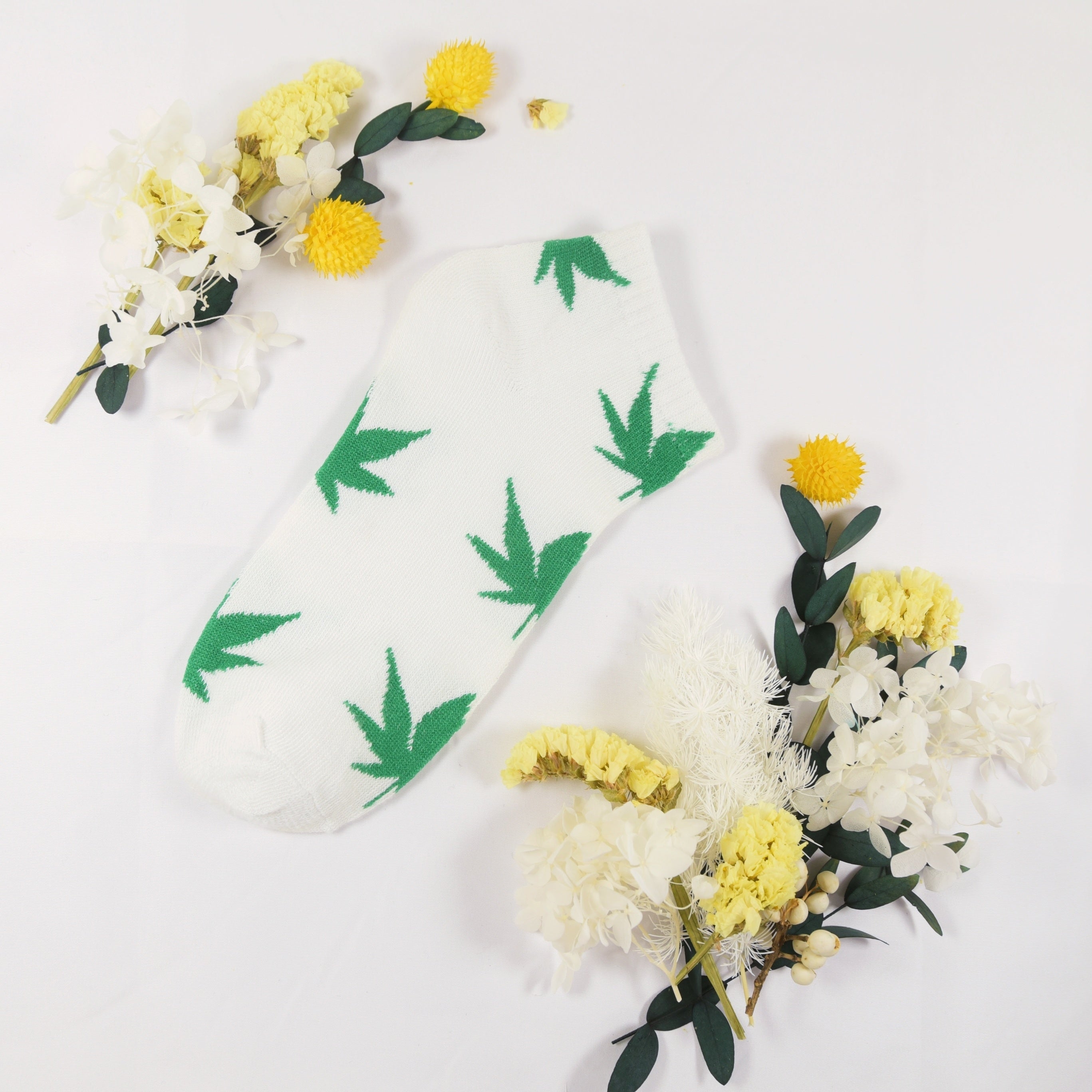 5 Pairs Maple Leaf Print Ankle Socks Lightweight Soft for Women & Men