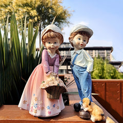 Retro Garden Statues: Creative & Funny Decor for Outdoor Areas