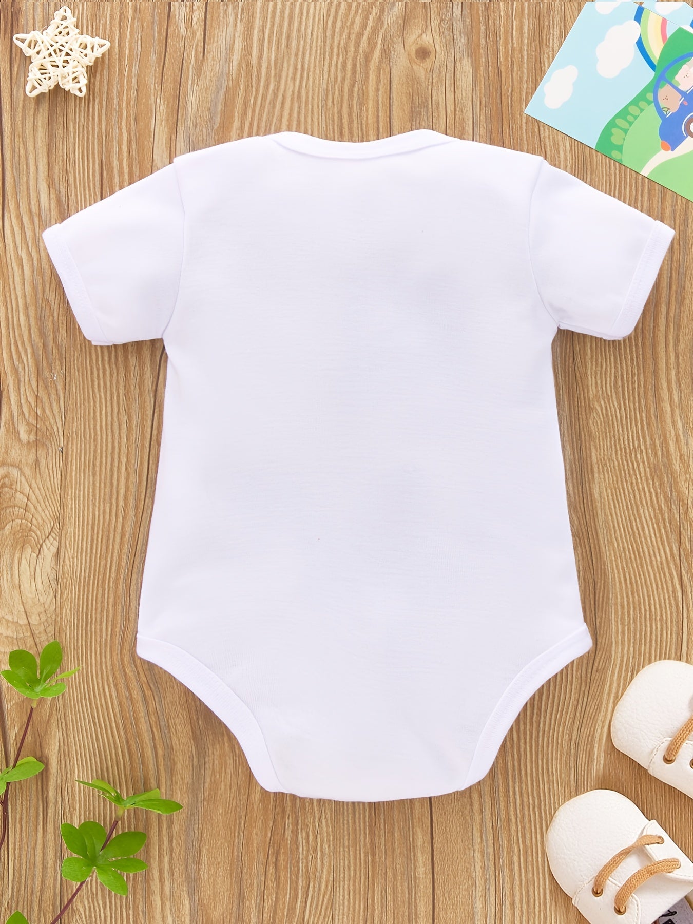 Baby Girls & Boys I Hooked Daddy's Heart Short Sleeve Onesie
