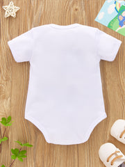 Baby Girls & Boys I Hooked Daddy's Heart Short Sleeve Onesie
