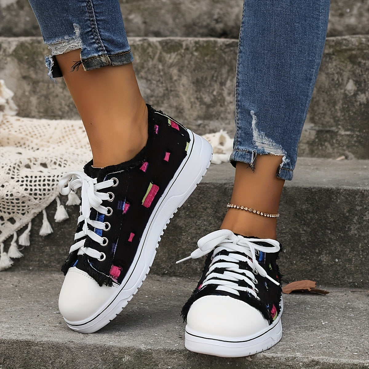 Lightweight Slip On Sneakers Soft Breathable Walking Shoes