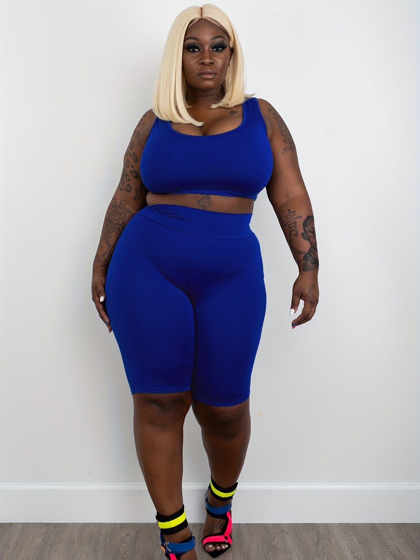 Plus Size Square Neck Crop Top & Knee Length Shorts Set