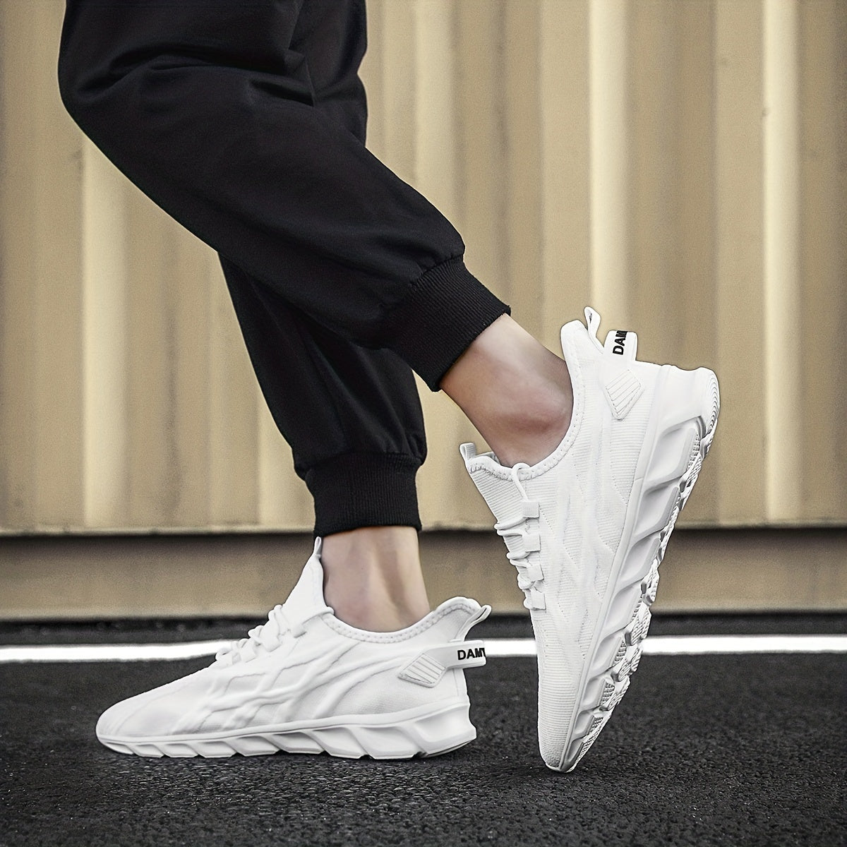 Men's Knitted Breathable Lightweight Running Shoes