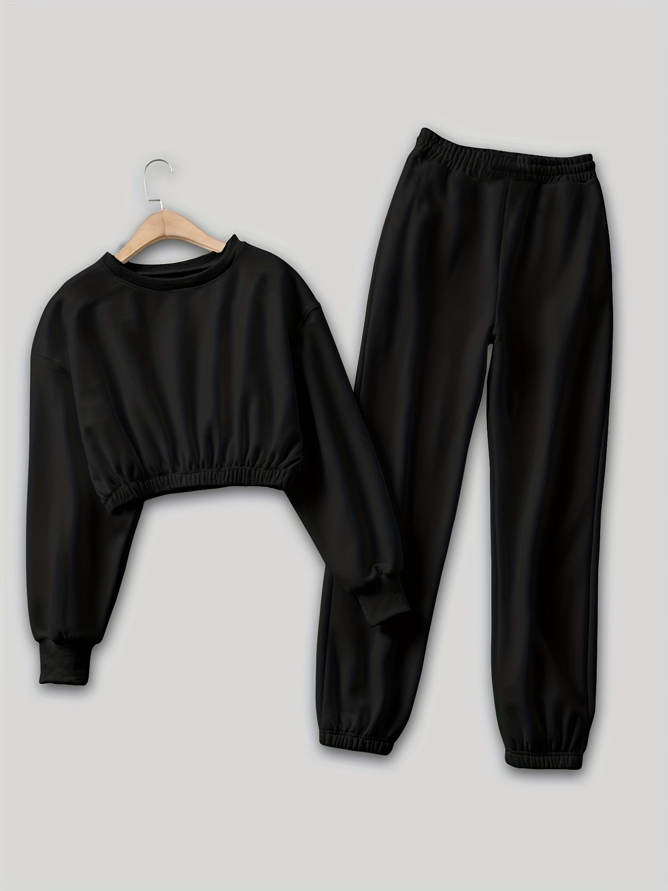Workout 2pc Set Cropped LS Sweatshirt & Jogger Pants