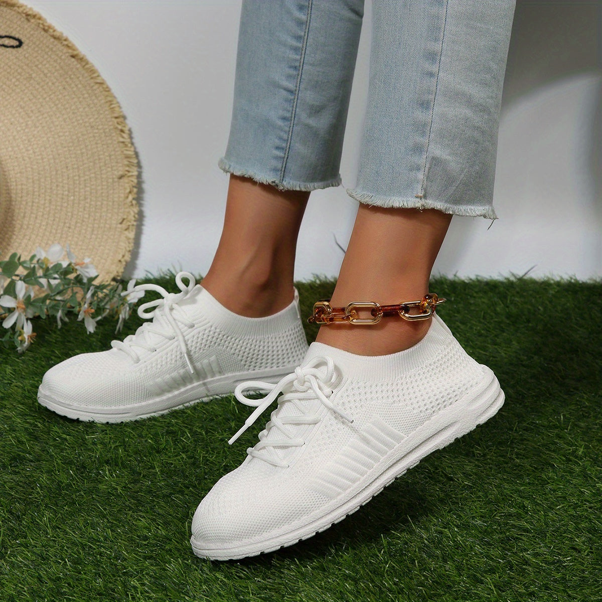 Women's Lightweight Mesh Sneakers Casual Lace Up Outdoor Shoes