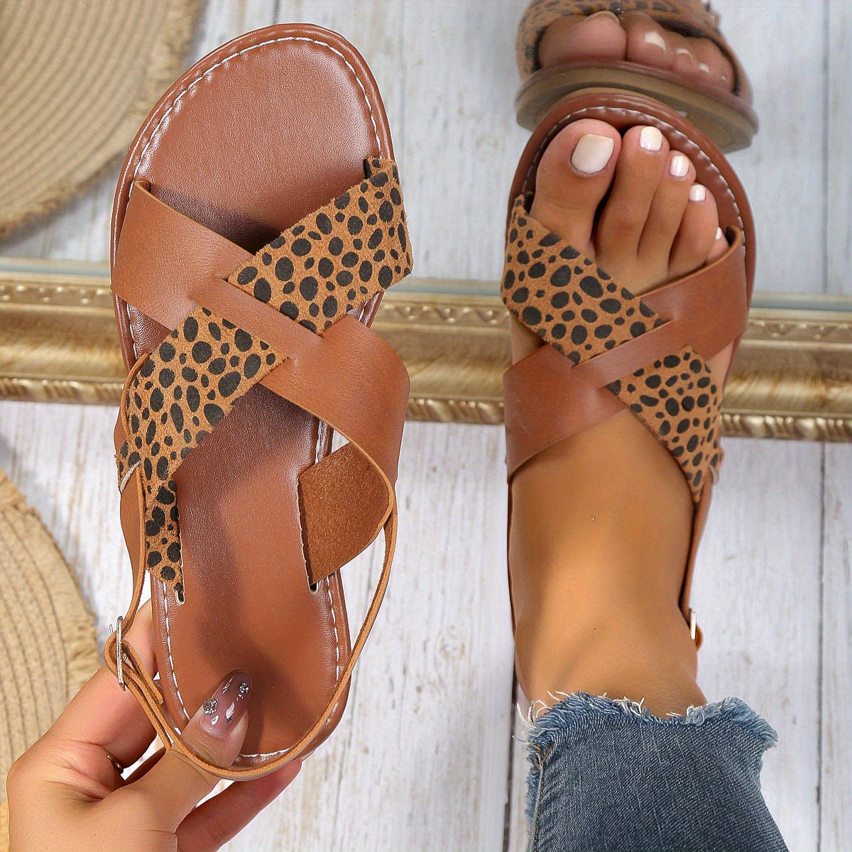 Leopard Print Flat Sandals Women's Summer Shoes Lightweight