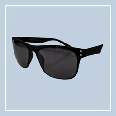 Stylish Lightweight Sunglasses & Case Set for Men