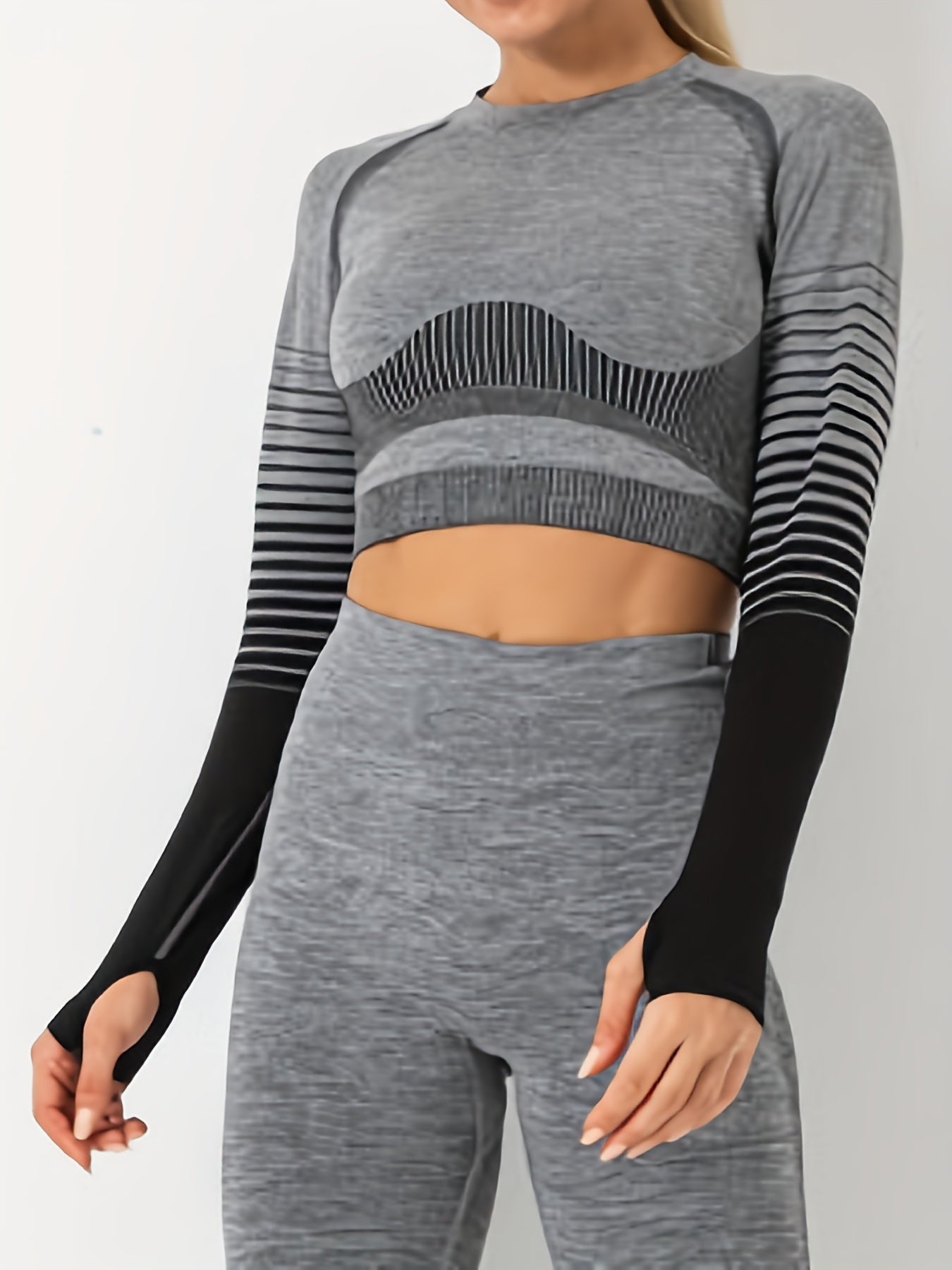 Women's Activewear 3 Long Sleeves T Shirts Round Neck Mid Stretch Thumb Hole