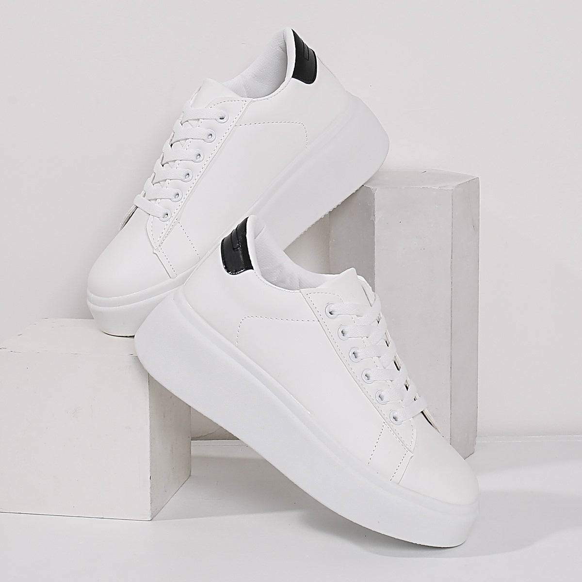 Women's Low Top Thick Bottom Sneakers Skateboard Shoes