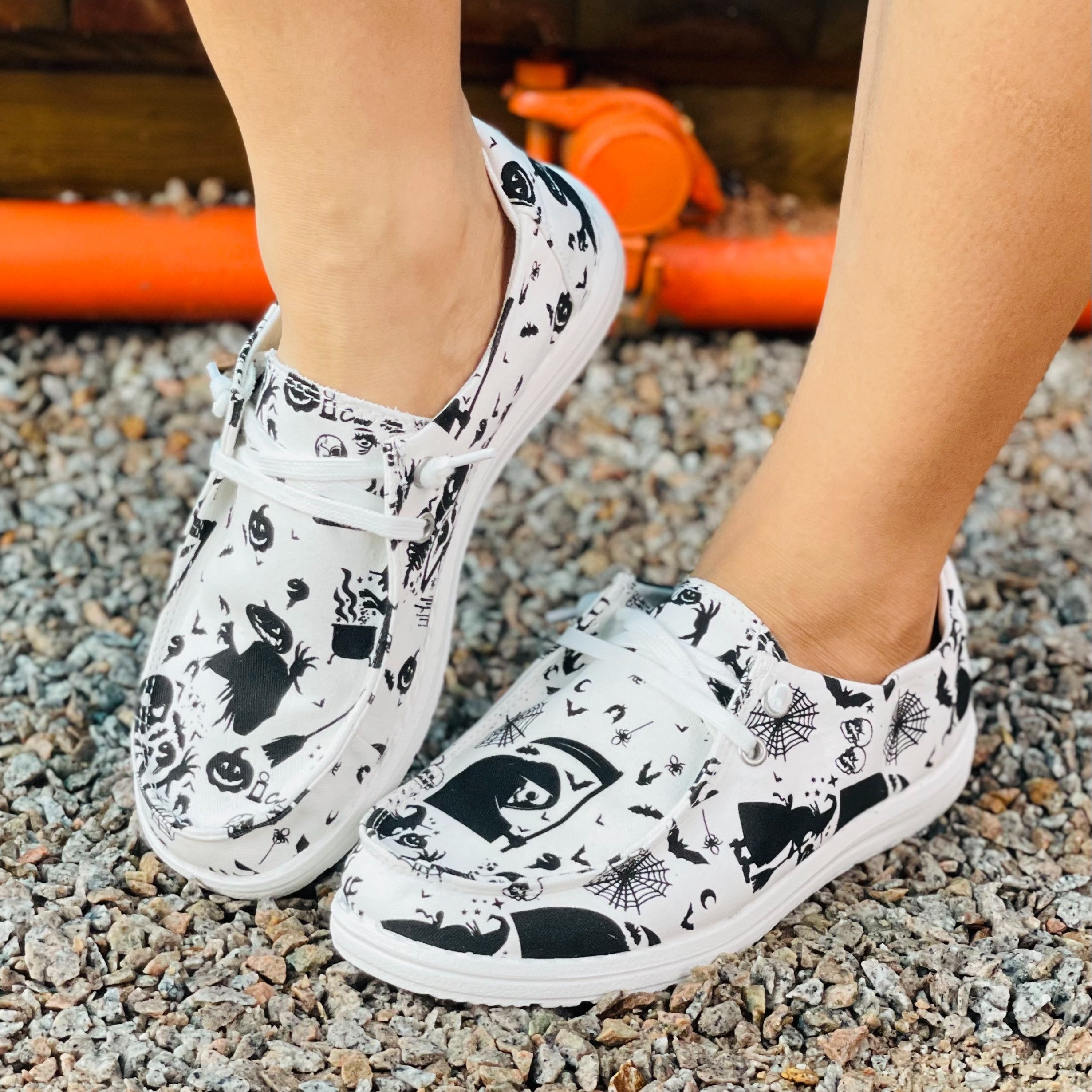 Halloween Ghost Face Pattern Low Top Sneakers Lightweight Walking Shoes