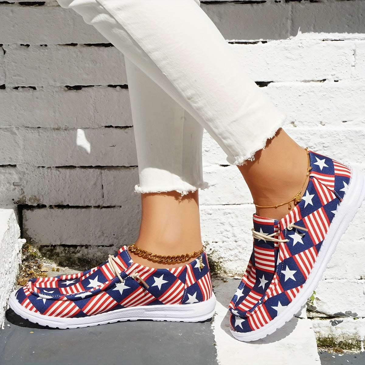 Women's Star & Striped Print Canvas Shoes Casual Lace Up Outdoor Shoes