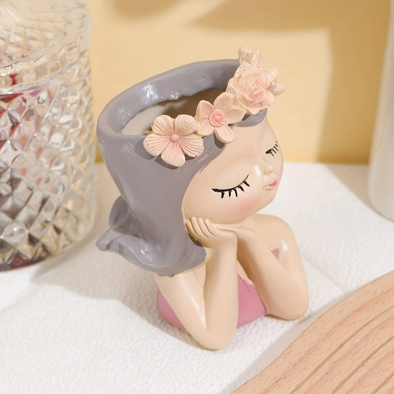 Resin Girl-Shaped Desk Organizer