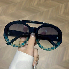 Oversized Top Bar Gradient Sunglasses Y2K